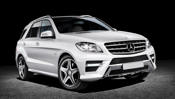 Bollywood Actress Sonakshi Sinha Spotted In Mercedes-Benz M-Class Luxury SUV