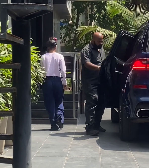 Nysa Devgn Spotted In BMW X7 Luxury SUV Video Goes Viral