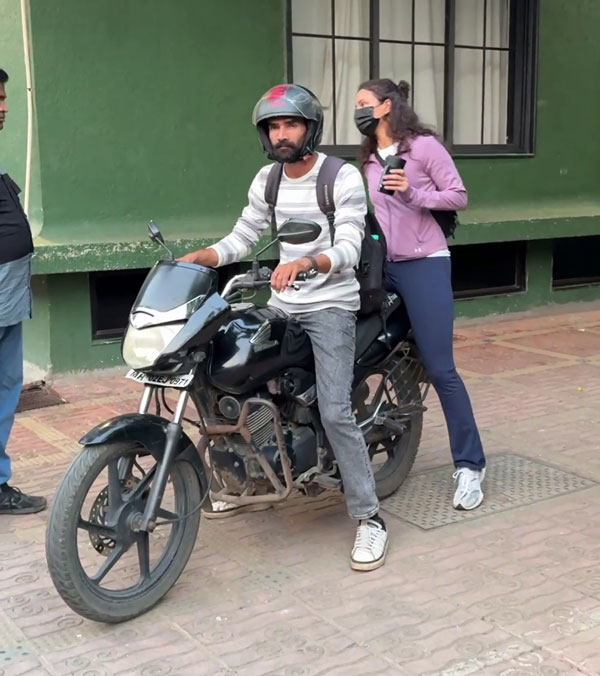 tripti dimri uses bike taxI