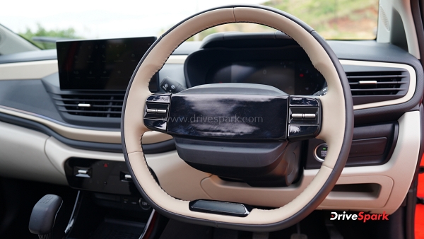 2025 tata altoz facelift review