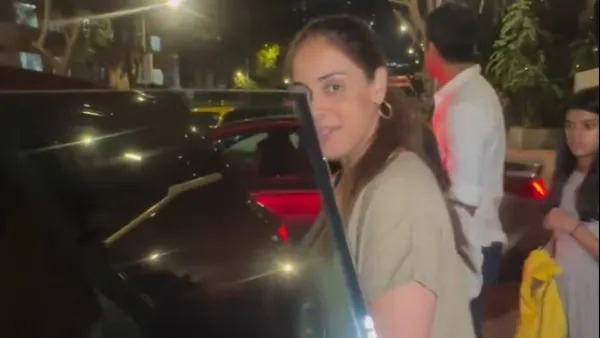 actress Genelia escaped from accident