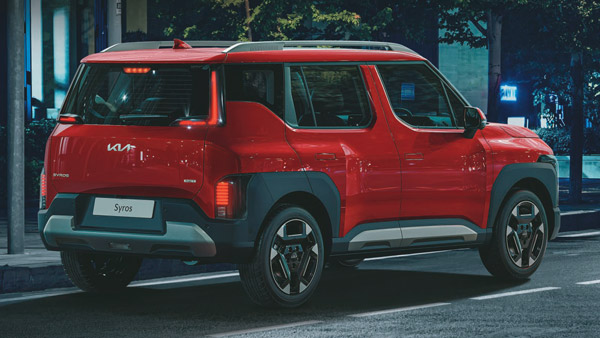 kia syros rear view