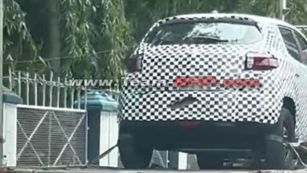 renault kwid ev spied