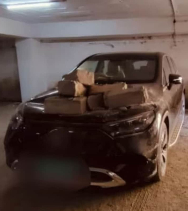 valet crashed Mercedes benz valet crashed Mercedes benz