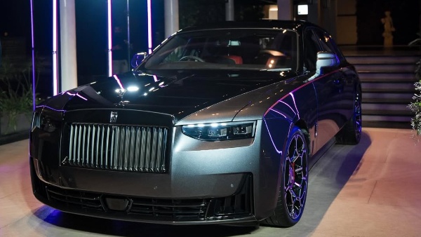 Venu Gopalakrishnan Buys India s First Rolls-Royce Ghost Series II Black Badge Worth 13 Crore
