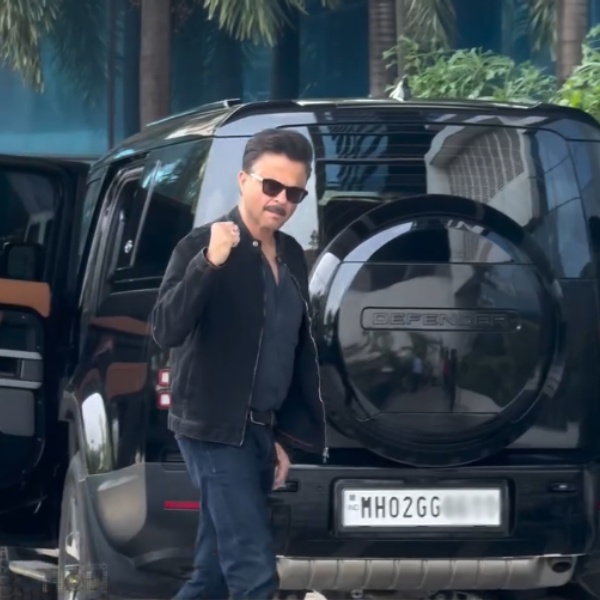 anil kapoor land rover defender