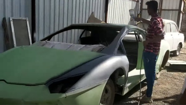 honda civic modified into lamborghini