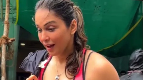 isha koppikar isha koppikar