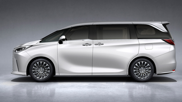 Cricketer Krunal Pandya Spotted In Lexus LM 350h Luxury MPV Video Goes Viral