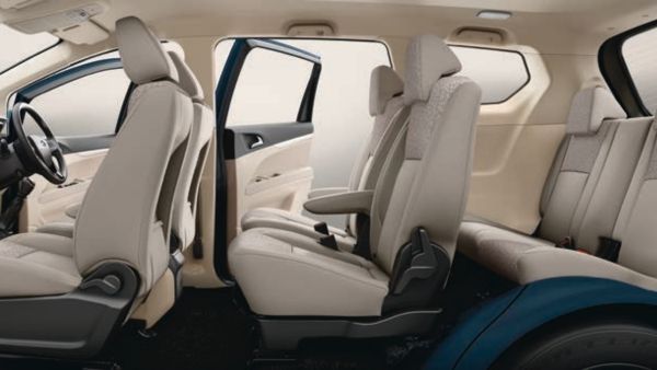 mahindra marazzo cabin mahindra marazzo cabin