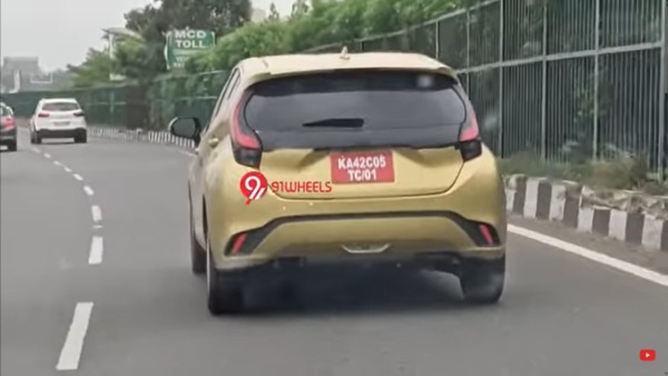 Toyota Aqua Hybrid Hatchback Spied In India