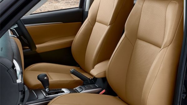 toyota fortuner front seats