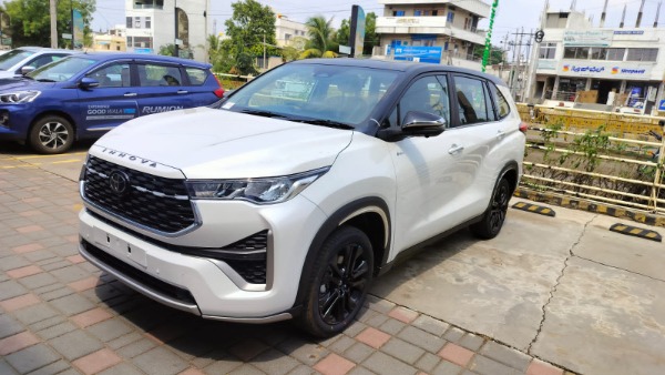 Actor Vijayaraghavan Buys Kerala s First Toyota Innova Hycross Exclusive Edition