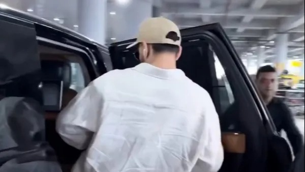 virat kohli spotted in range rover vogue