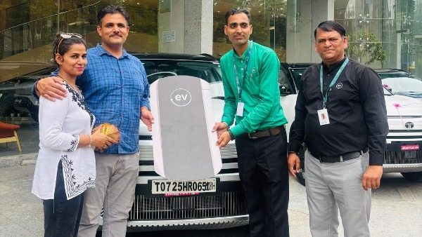 tata dealer delivered 25 harrier ev in single day