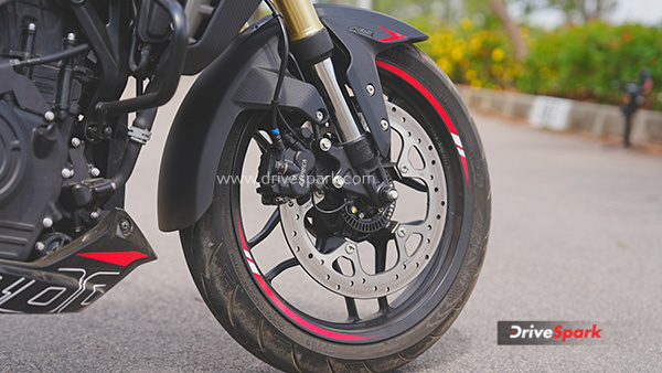 Bajaj ns 400z detailed review