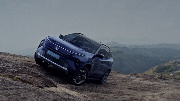 tata harrier ev reached stockyard