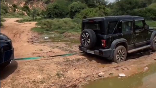 tata harrier ev rescues thar roxx