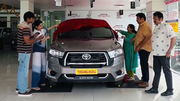 diya krishna toyota innova crysta diya krishna toyota innova crysta