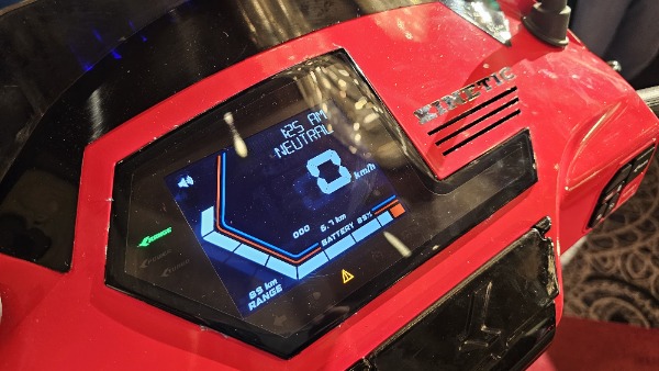 Kinetic DX Electric Scooter Launched With 116 KM Range