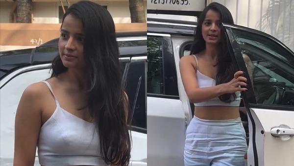mahima makwana spotted in jeep compass mahima makwana spotted in jeep compass