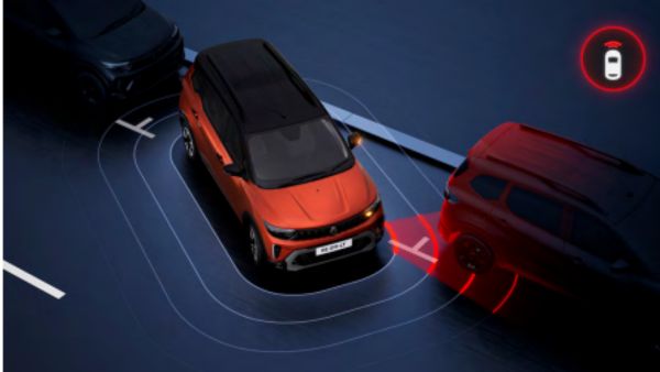 2025 renault triber facelift front parking sensor