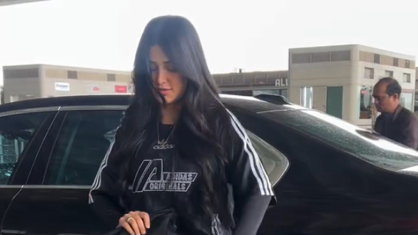 shruti haasan spotted in bmw 7-series shruti haasan spotted in bmw 7-series