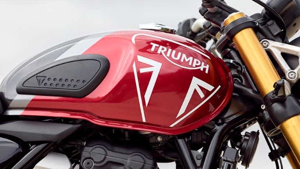triumph offering free accessories with speed 400
