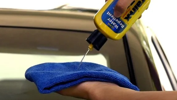 windshield water repellent liquid