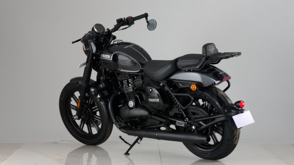 2025 yezdi roadster launched in india