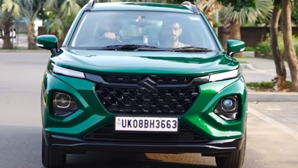 Maruti Suzuki fronx painted Lamborghini green shade