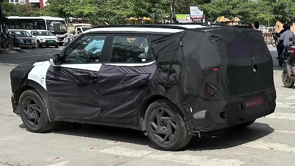 kia seltos facelift spotted