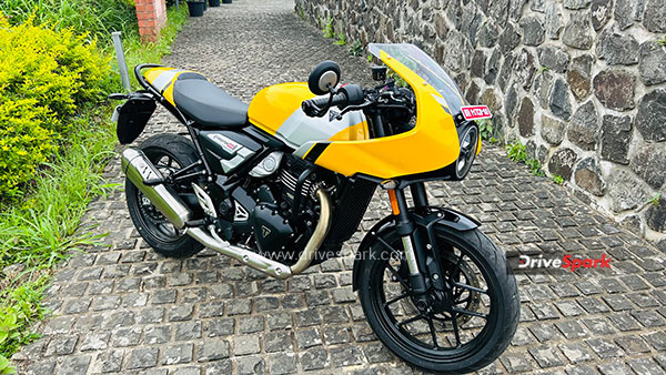 Triumph Thruxton 400 Cafe Racer Review