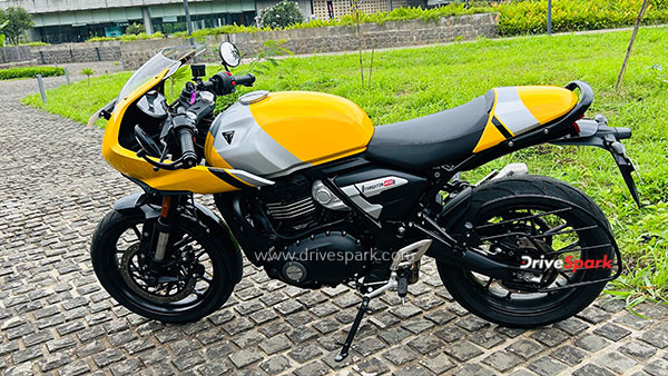 Triumph Thruxton 400 Cafe Racer Review