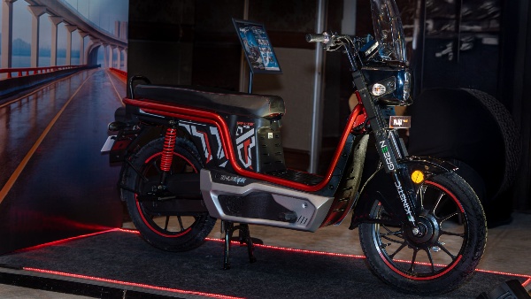 kinetic green e luna prime