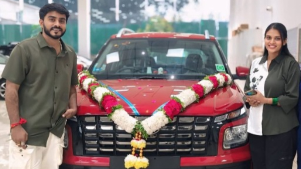 seerunde raghu buys hyundai venue seerunde raghu buys hyundai venue