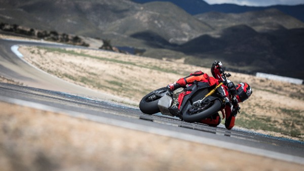 2025 Ducati Streetfighter V4 And V4 S Launched With E20-Fuel compliant Engine