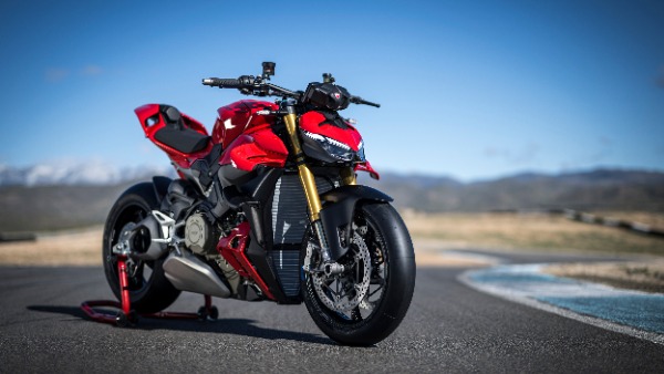 2025 Ducati Streetfighter V4 And V4 S Launched With E20-Fuel compliant Engine