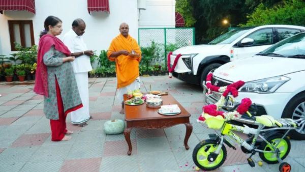 hd kumaraswamy mahindra xev 9e