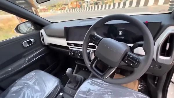 hyundai venue facelift lower variants