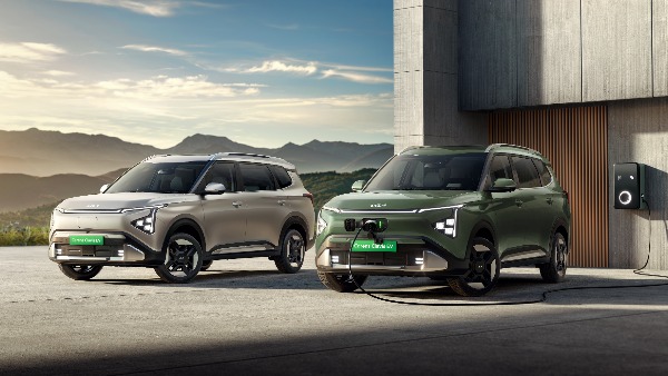 Kia Carens Clavis EV Gets New 2 Variants Priced At Rs 19 99 Lakh