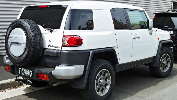 Toyota land cruiser fj cruiser history Toyota land cruiser fj cruiser history