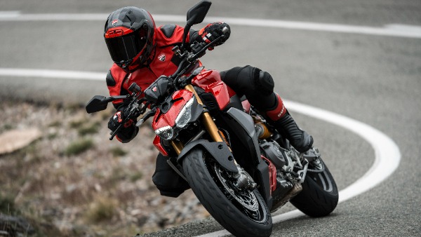 2025 Ducati Streetfighter V2 Launched At Rs 17 50 Lakh