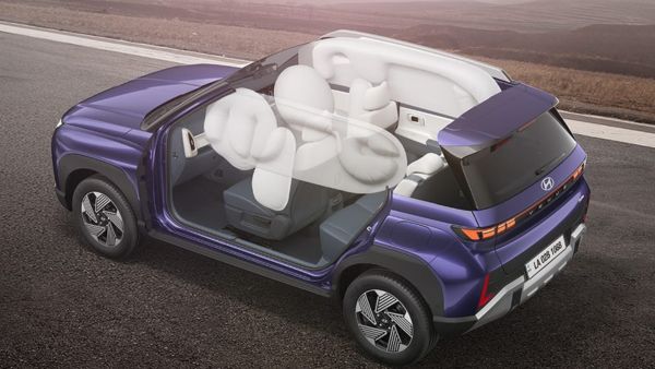 2025 hyundai venue airbag