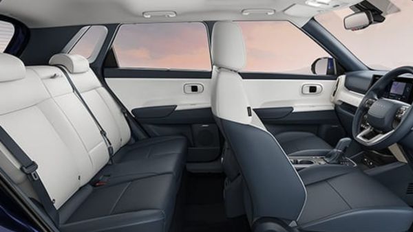 2025 hyundai venue cabin