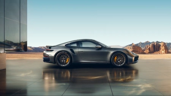 2025 Porsche 911 Turbo S