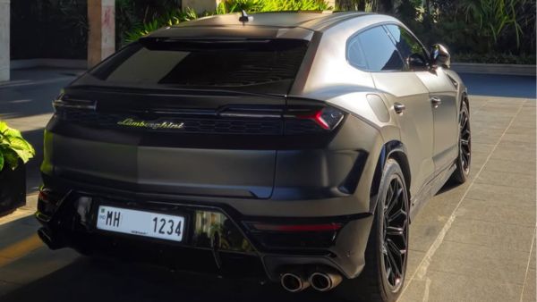 hardik pandya urus se wrap