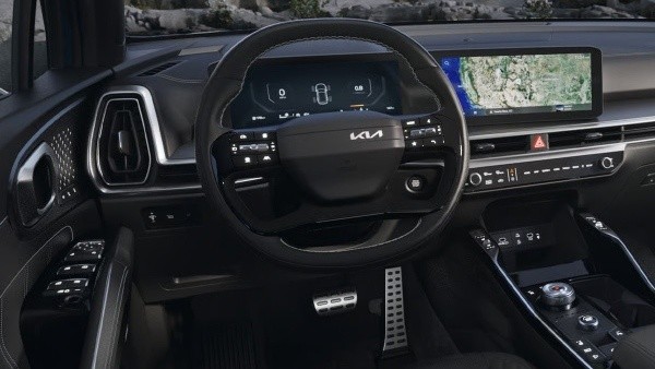 New 7-Seater Kia Hybrid SUV