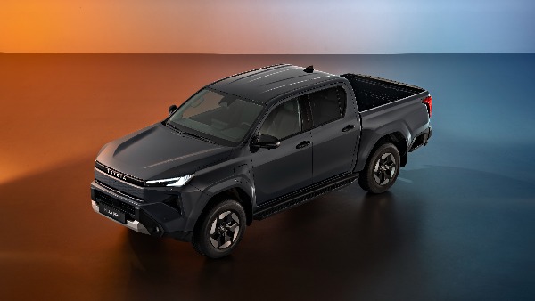 New Gen Toyota Hilux Unveiled With New Design