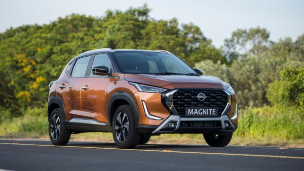nissan magnite front